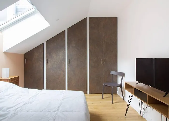 Apartment Duplex Renove 2 Avec Wifi, Cuisine Equipee Et Local Ski, En Centre-ville De - Fr-1-401-179 Cauterets