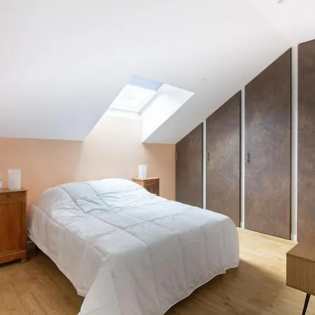 Appartement Duplex Renove 2 Avec Wifi, Cuisine Equipee Et Local Ski, En Centre-ville De - Fr-1-401-179 *
