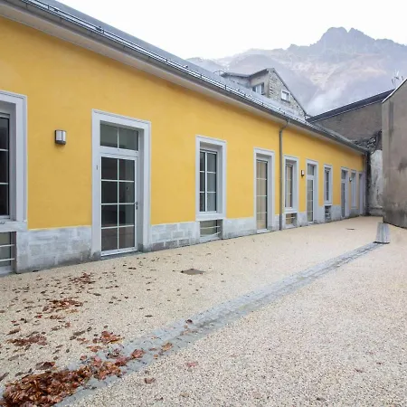 Apartment Duplex Renove 2 Avec Wifi, Cuisine Equipee Et Local Ski, En Centre-ville De Cauterets